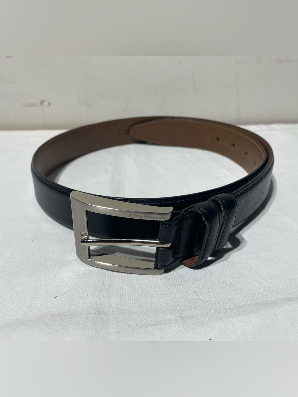 Allen Edmonds Calfskin Leather Belt Mens 34 Black Classic Designer 9501 Style